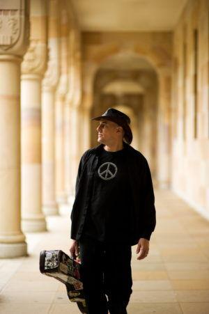 Library brings in world-traveled songwriter to discuss peace, unity