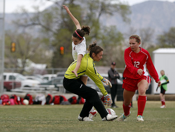 Dramatic finish for Montrose girls soccer | Local Sports News ...