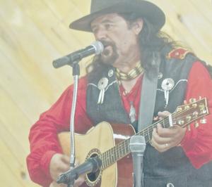 Artist spotlight: Paul Chamberlain keeps outlaw music alive on Western Slope