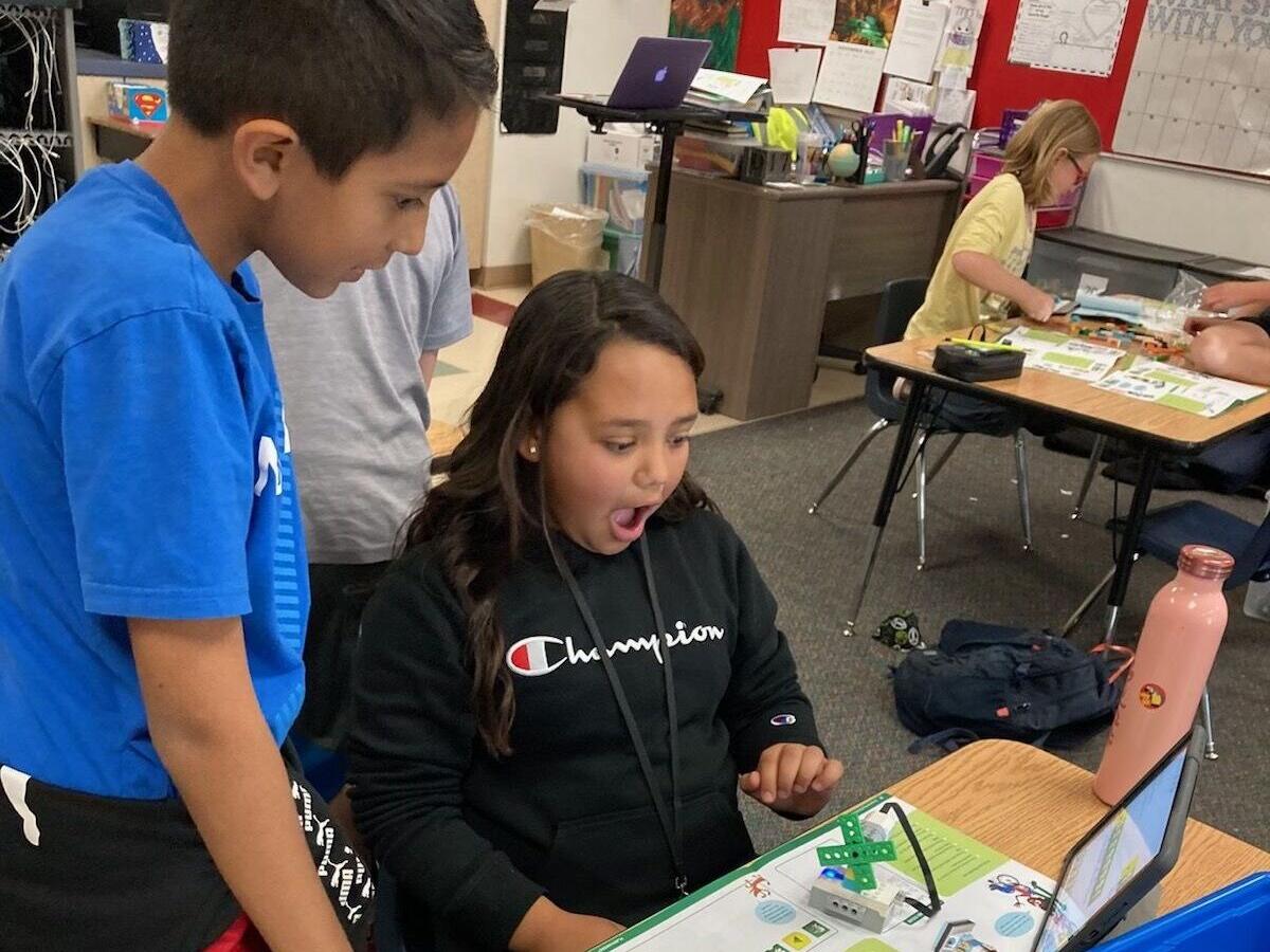 Johnson Elementary students participate in Hour of Code for fourth year - Vimarsana News