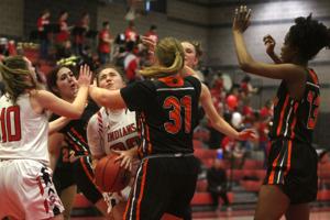 Montrose girls basketball seniors erupt offensively in Senior Night win over Grand Junction