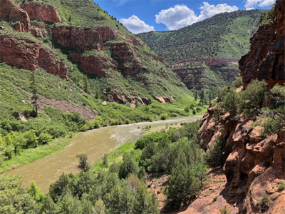 Bipartisan support for protecting Dolores River Canyon areas; proposed law does not affect Montrose County