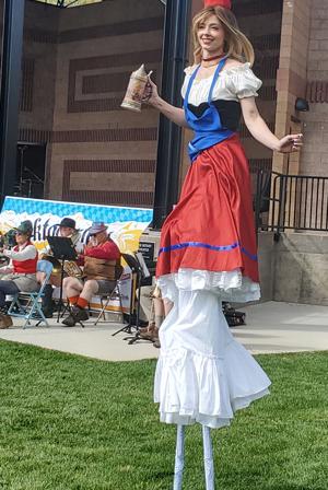 Montrose swarms Oktoberfest at new amphitheater