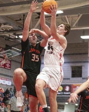 Red Hawks aim to wrap season with wins — await playoff path