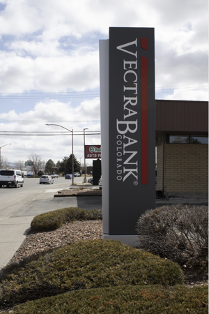 Banking experts to local customers: 'Don't worry'