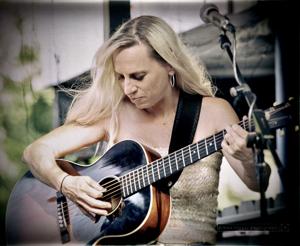 Anya Hinkle brings folk and bluegrass to Healthy Rhythm