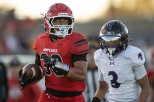 Red Hawks take Mesa Ridge 54-22 — 'Our kids were dialed in' [PHOTOS]