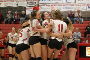 Montrose secures share of first place in SWL with comeback win over Fruita