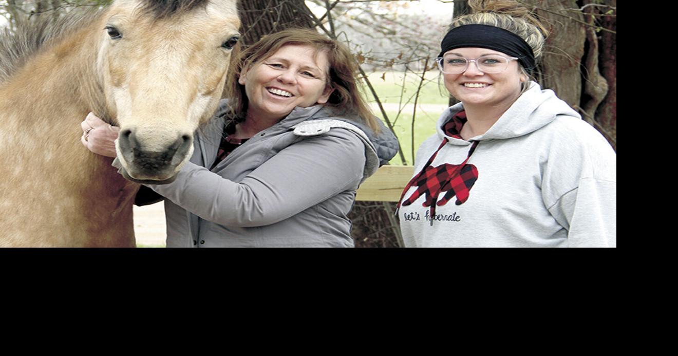 Therapy team uses horses to heal | News | moraminn.com