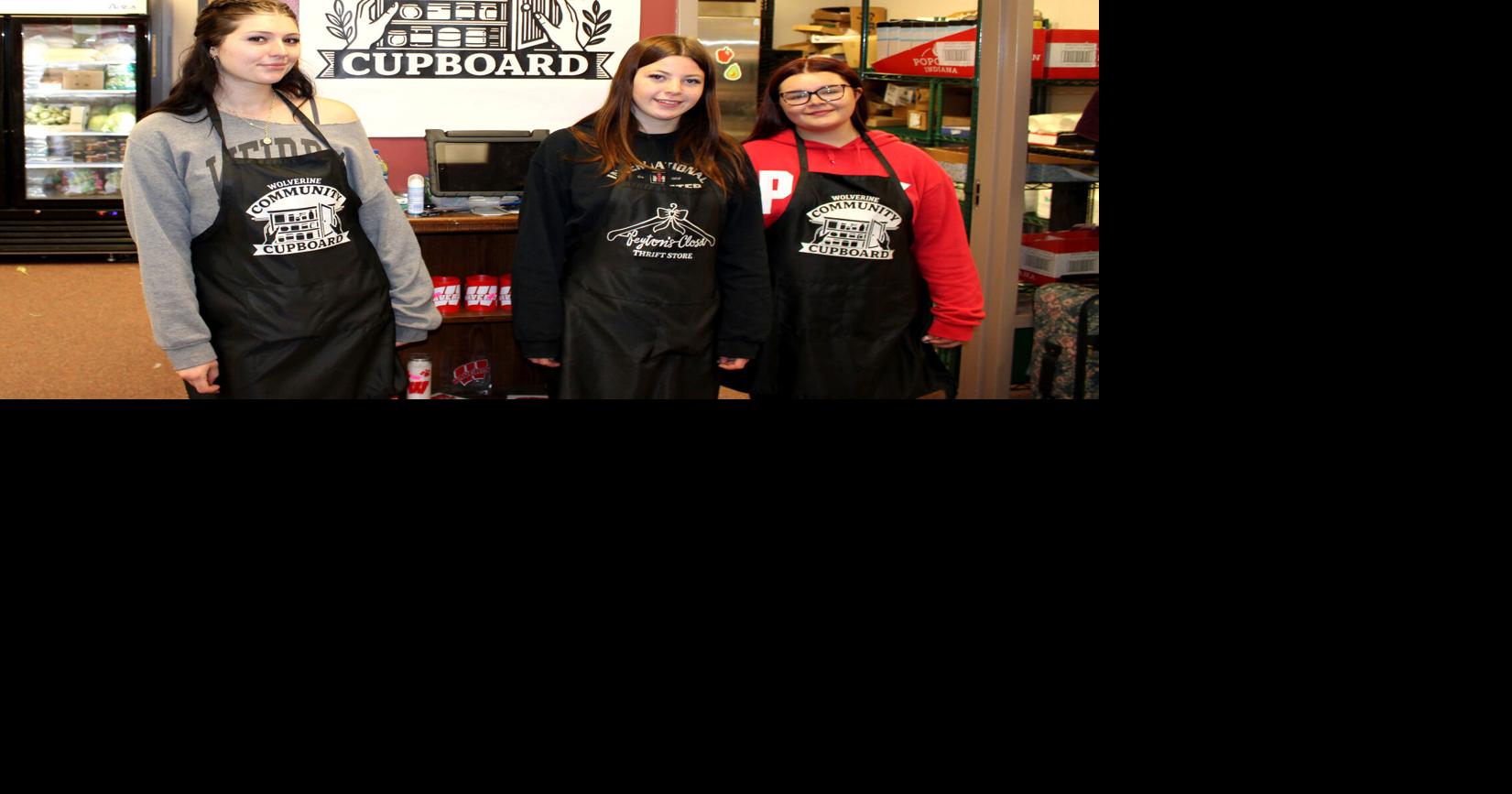 Waverly students take charge at community pantry, thrift store | News ...