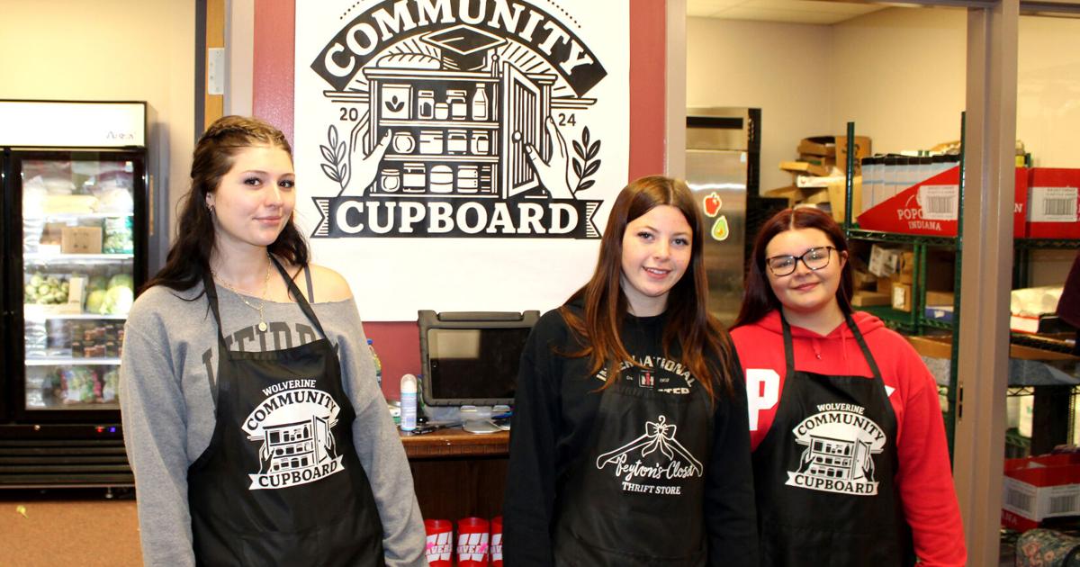 Article Form Community Waverly students take charge at community pantry, thrift store | News ...