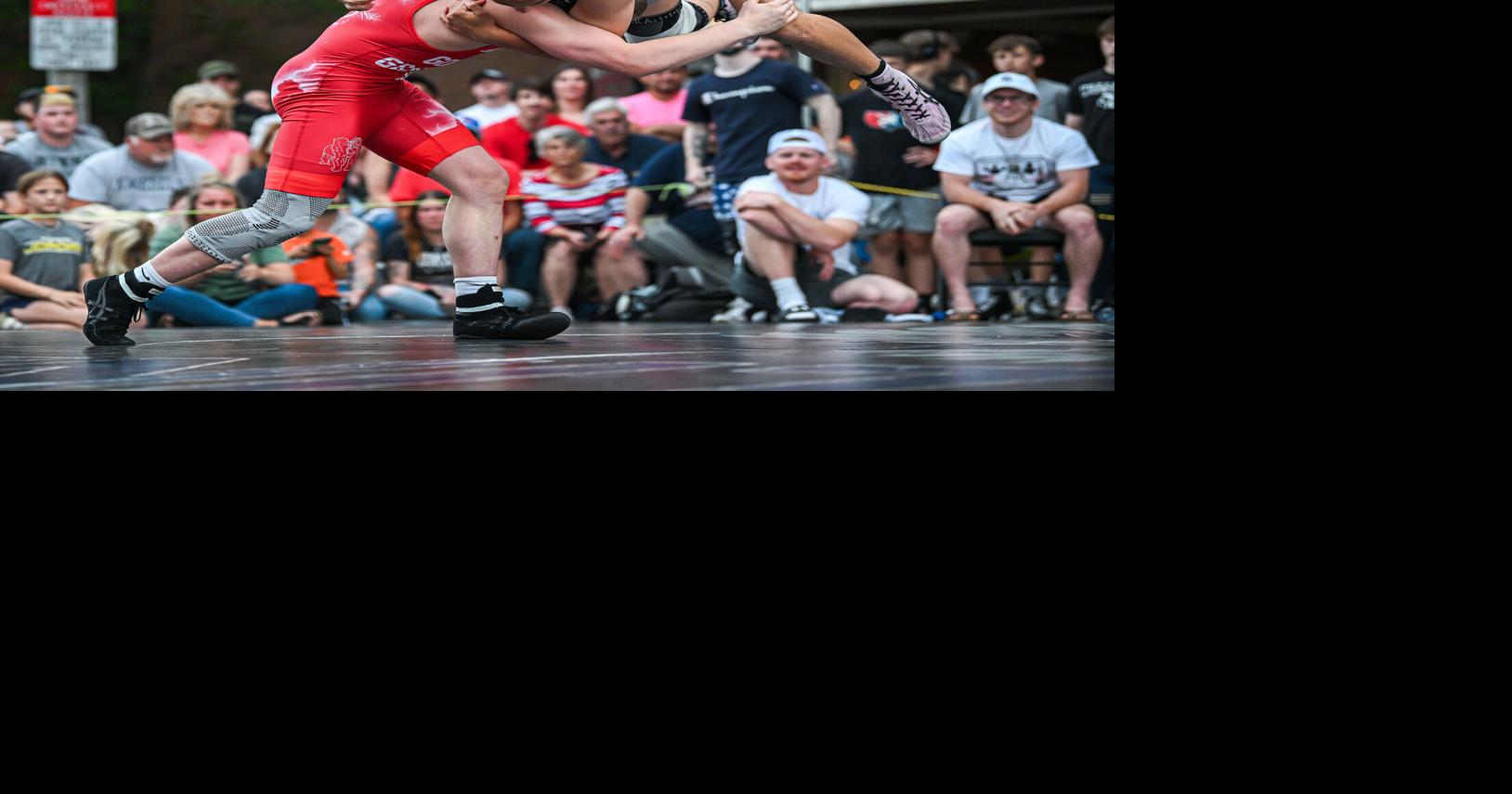 Wrestling: Pa. high schoolers reign over New York in Duals on Desmond ...