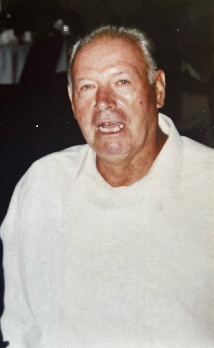 Harry E. (Skeet) King Obituaries