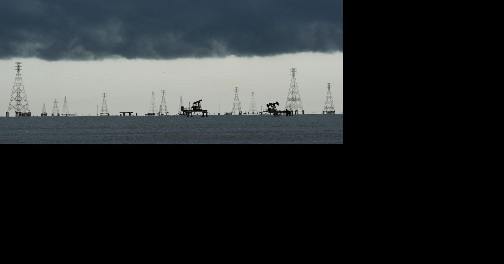Venezuela claims to have 300 billion barrels of oil in the ground. But experts say that's a stretch One figure sets Venezuela apart from the rest of the world: 303 billion barrels of so-called proven oil reserves By REGINA GARCIA CANO and COLLIN BINKLEY - Associated Press Oct 22, 2026 4 hrs ago
