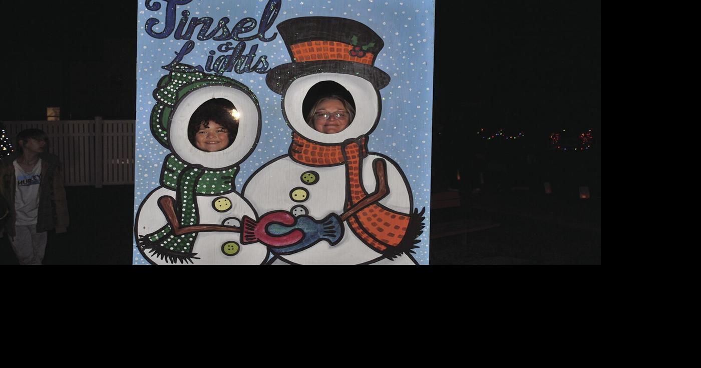 Tinsel N' Lights returns to Waverly News