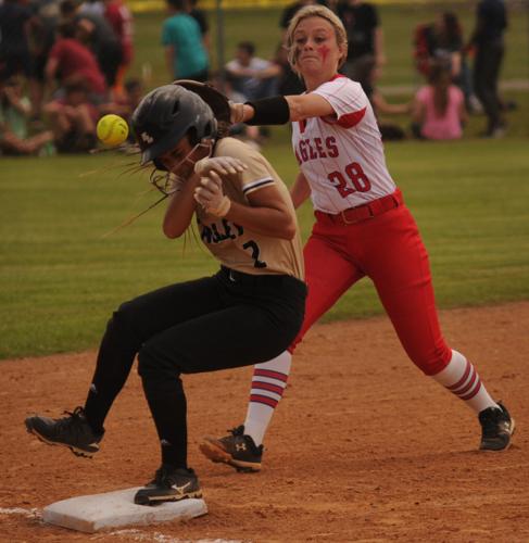 Prep softball: Hatton wins area, Hornets and East Lawrence advance to regional tournament