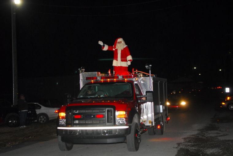 2022 Moulton Christmas Parade Santa Claus got a ride on a fire truck during last week’s Town Creek