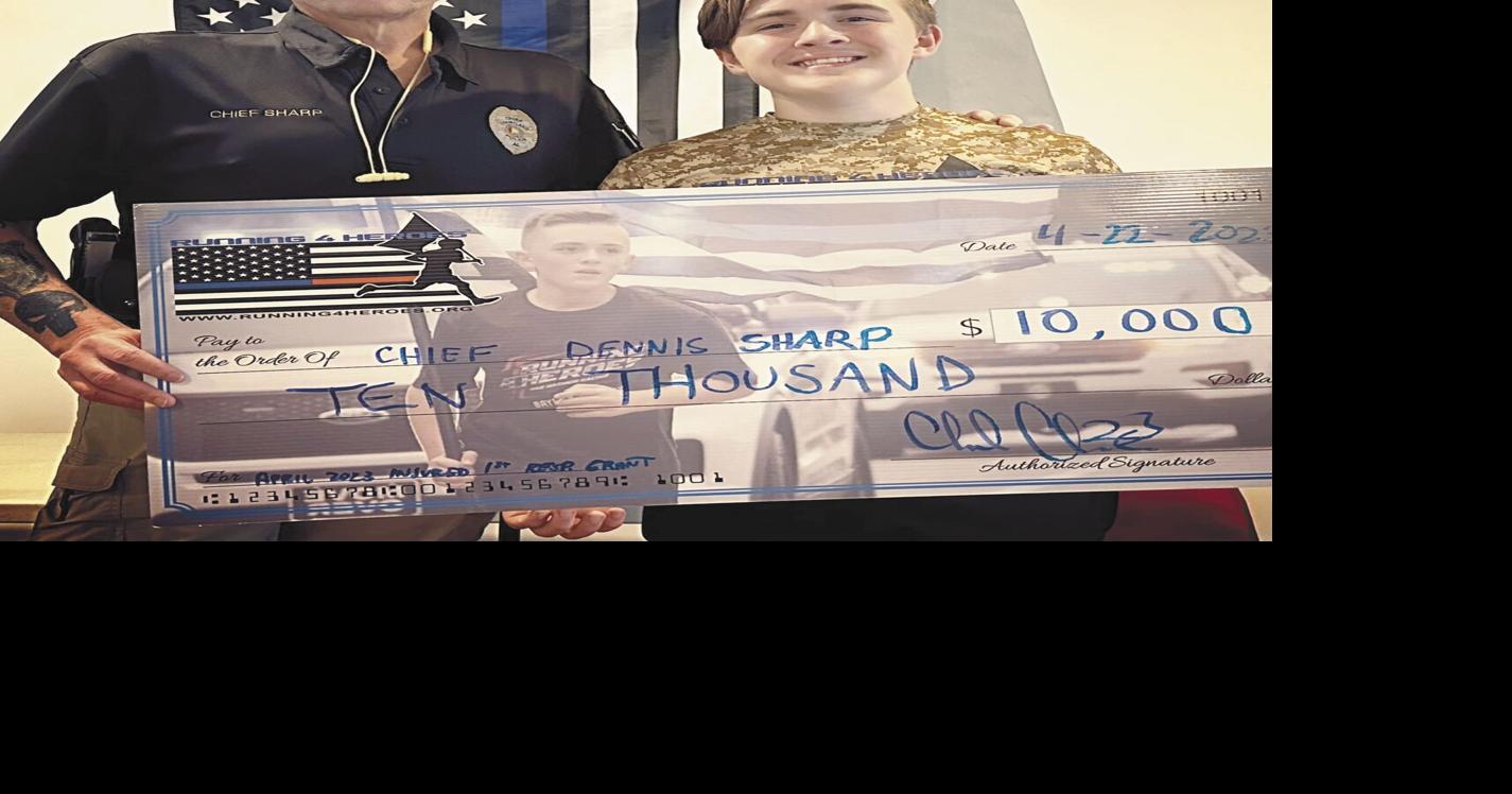 Running 4 Heroes presents $10,000 to Courtland chief | News ...