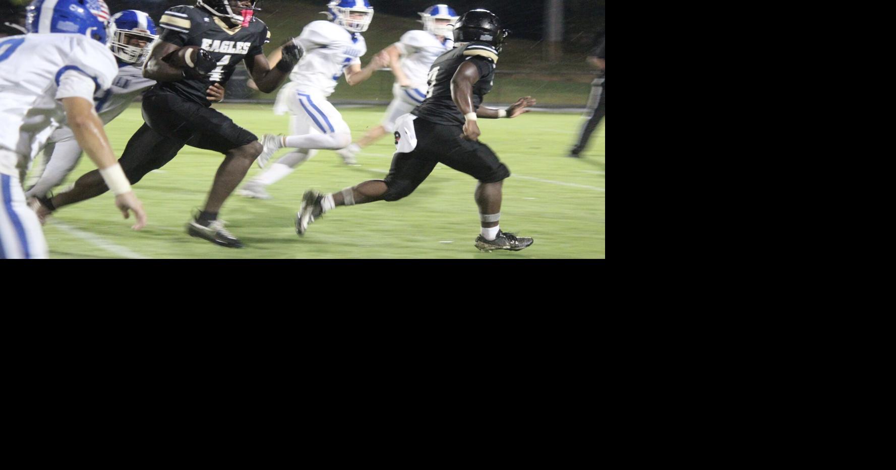 East Lawrence rolls through Oakman for third straight win