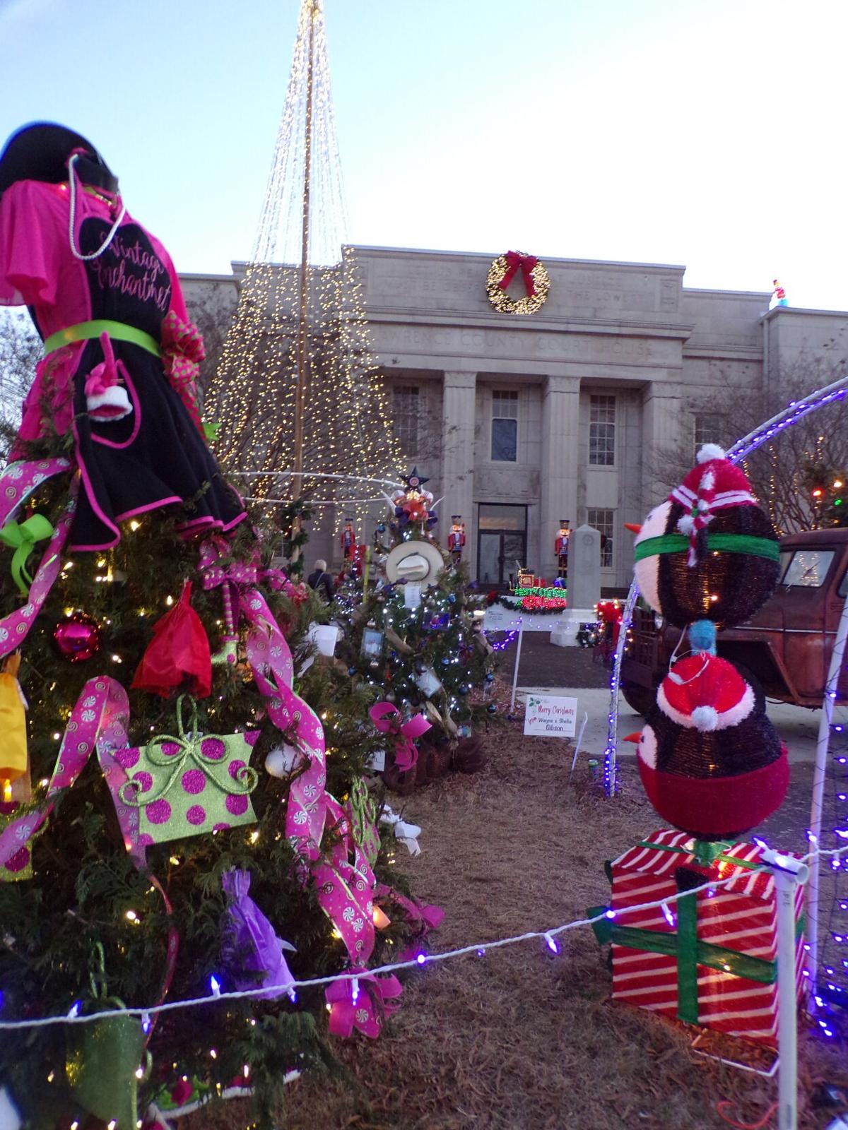 Moulton Al Christmas Parade 2022 Christmas On The Square Continues Drawing Crowds With Weekend Events |  Local News | Moultonadvertiser.com