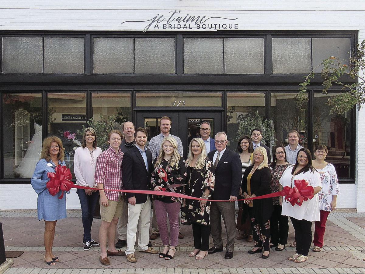 Je T Aime Bridal Boutique Opens On Main St Local News