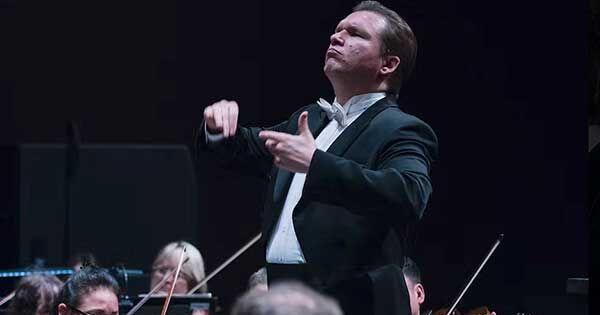 Conductor Tomasz Golka leads Fall Music Festival
