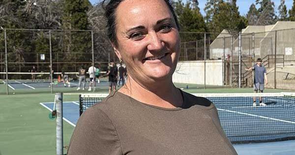 Rim High’s Tennis Coach Audrey Scopen