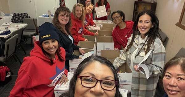 Blue Star Moms Gathered to Pack Up Goodies for Military Members