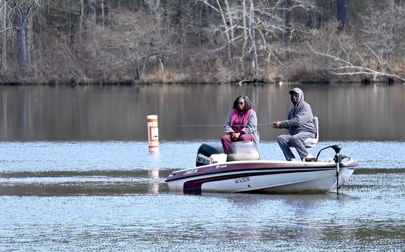 Walker County Lake reopens to large crowd News