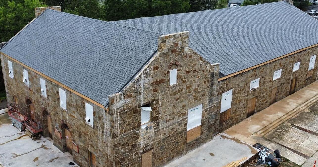 Soda blasting brightens stone facade of future Jasper City Hall - Vimarsana News
