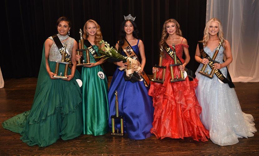 Dang crowned 2025 Miss Jasper Junior High School | News | mountaineagle.com