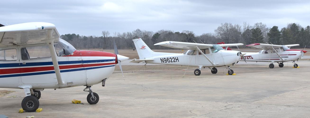 Sanders Flight Training temporarily moves to Hamilton | News ...