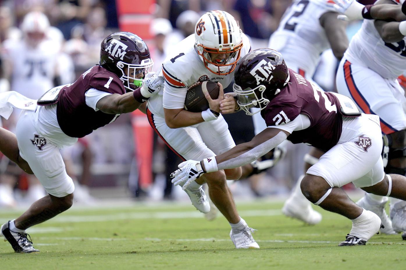 Texas A&M weighs quarterback decision while one that got away returns with  No. 14 Auburn