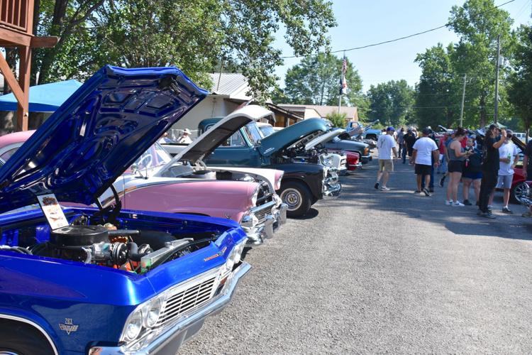 Nauvoo Car Show held under bright skies News