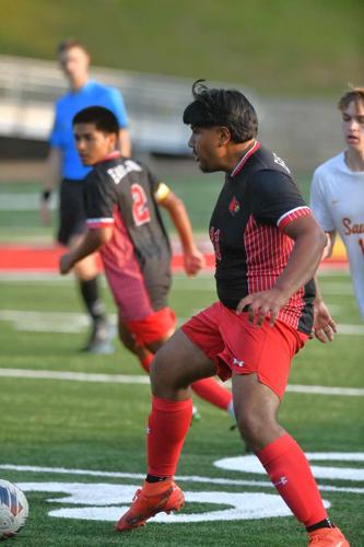 East Surry breaks into win column | Sports | mtairynews.com