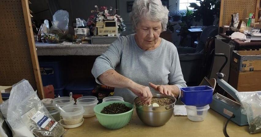 Vendor brings cheeseball seasonings to festival