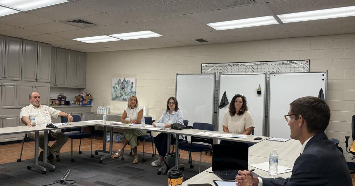 Elkin School Board to begin reviewing superintendent applications