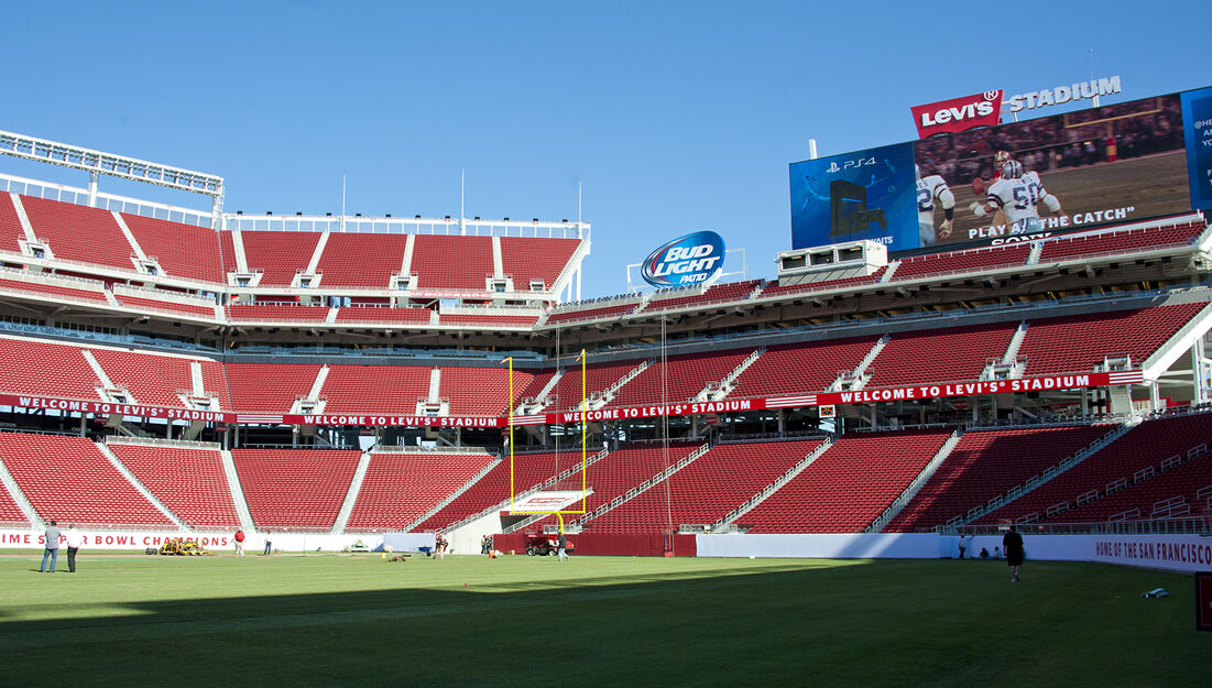 San Francisco 49ers 2014 Levis Stadium Inaugural Season Ticket Holder  Wooden Box