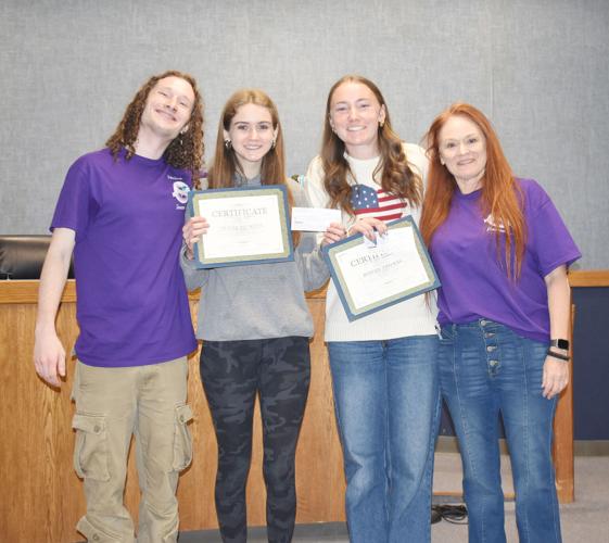 Every step counts: Joyous walk promotes good mental health | News ...