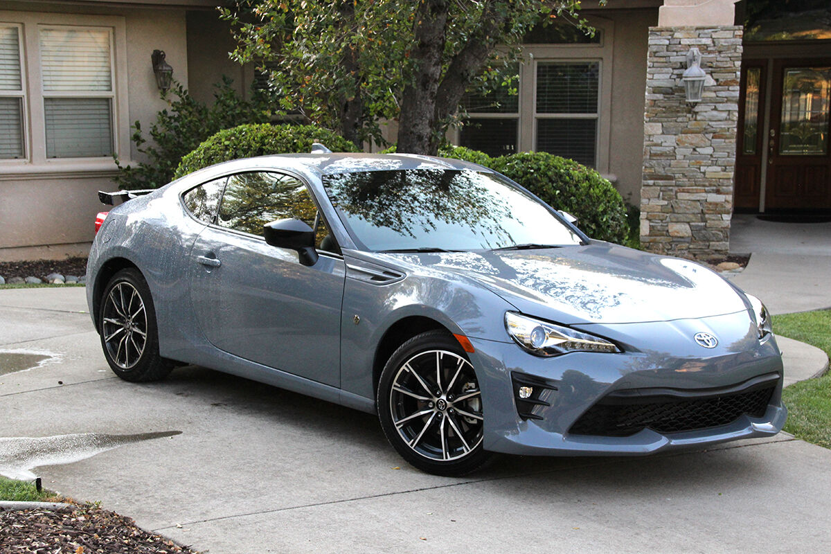 RUIグレーS The Road Beat:Toyota 86, A traditional true sports car