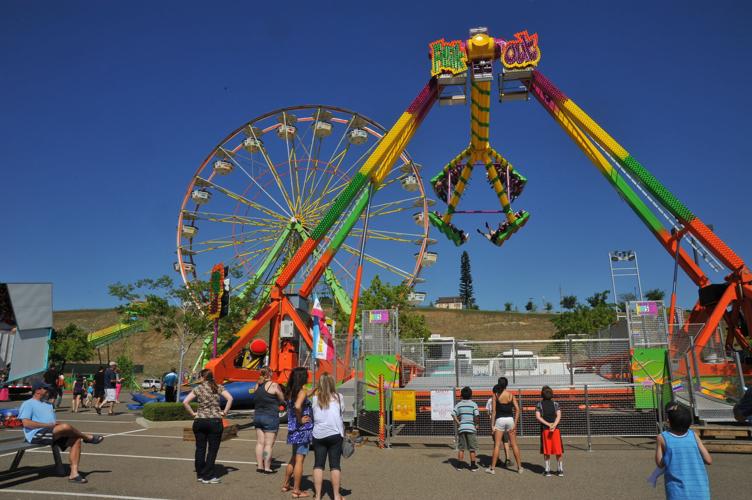 Town Center carnival Photo Galleries