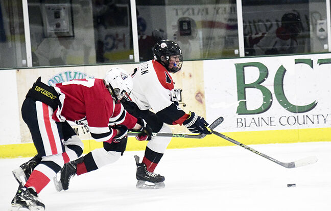 21-03-17 Sun Valley Suns U18 7 Roland.jpg