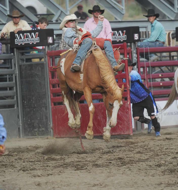 Old West holiday rodeo packs the Hailey bleachers | Local | mtexpress.com