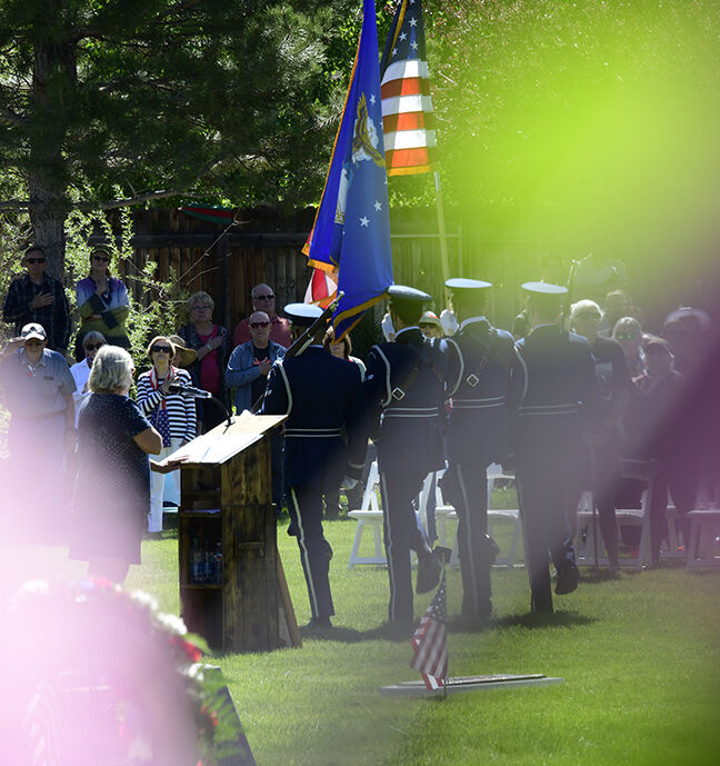21-06-02 memorial Day Hailey cemetery 6 Roland.jpg