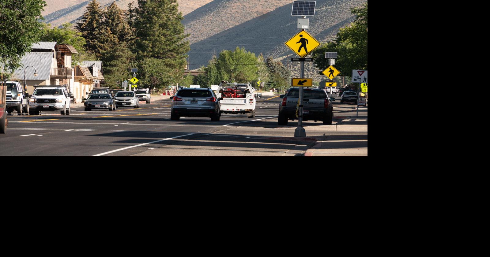 Bellevue streetlight repairs underway