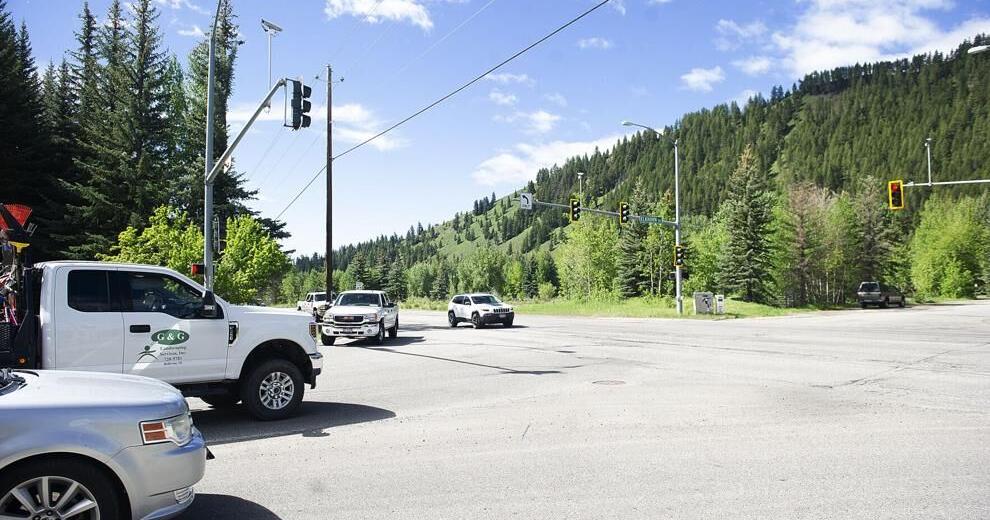 Elkhorn Road intersection set to reopen