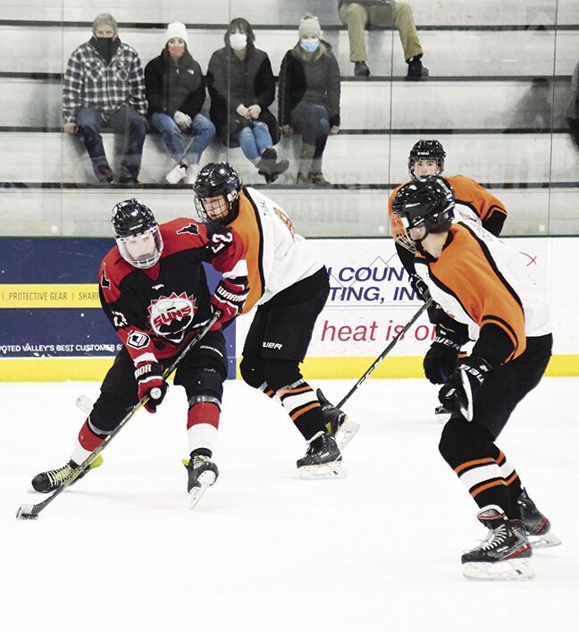 21-03-17 Sun Valley Suns U18 2 Roland.jpg