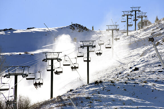 20-05-06 Dollar Mountain Opening 4 Roland.jpg