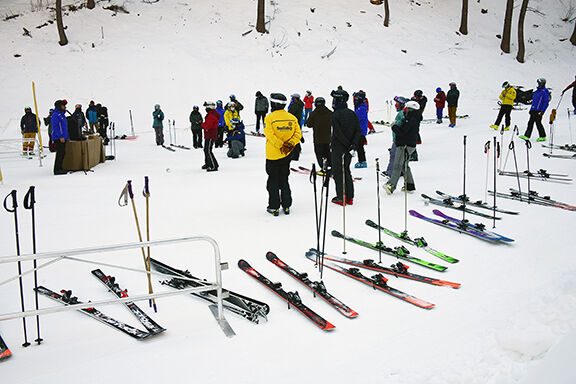 20-12-11 Baldy Broadway lift Ribbon Cut 2 Roland.jpg