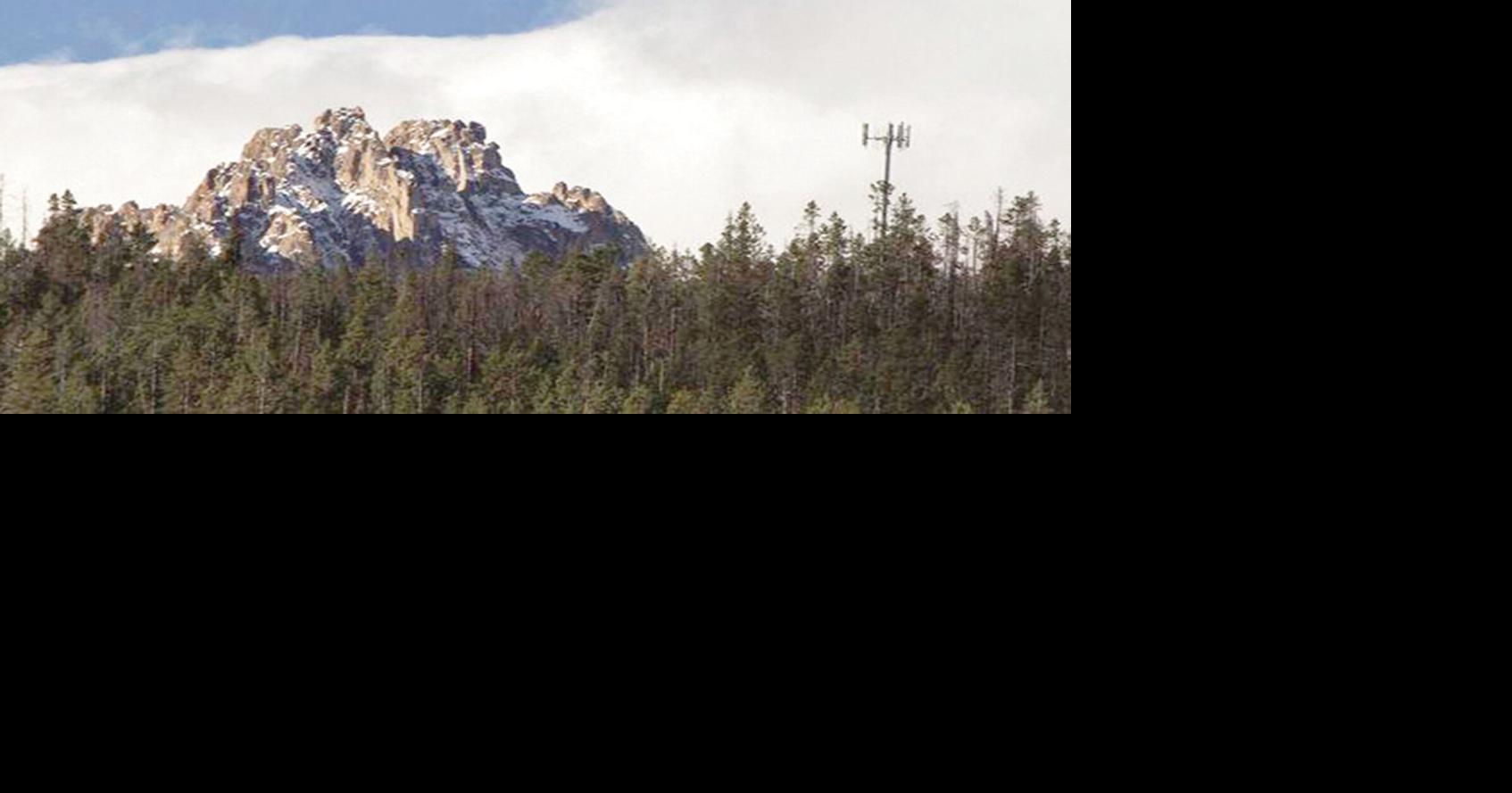 AT&T moving forward with Redfish cell tower